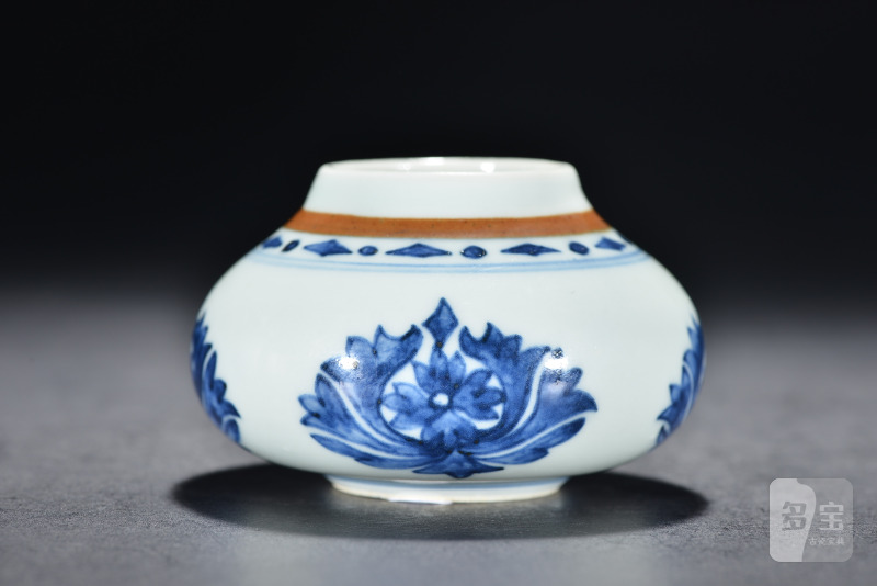 清 青花花卉纹水盂 - 图3